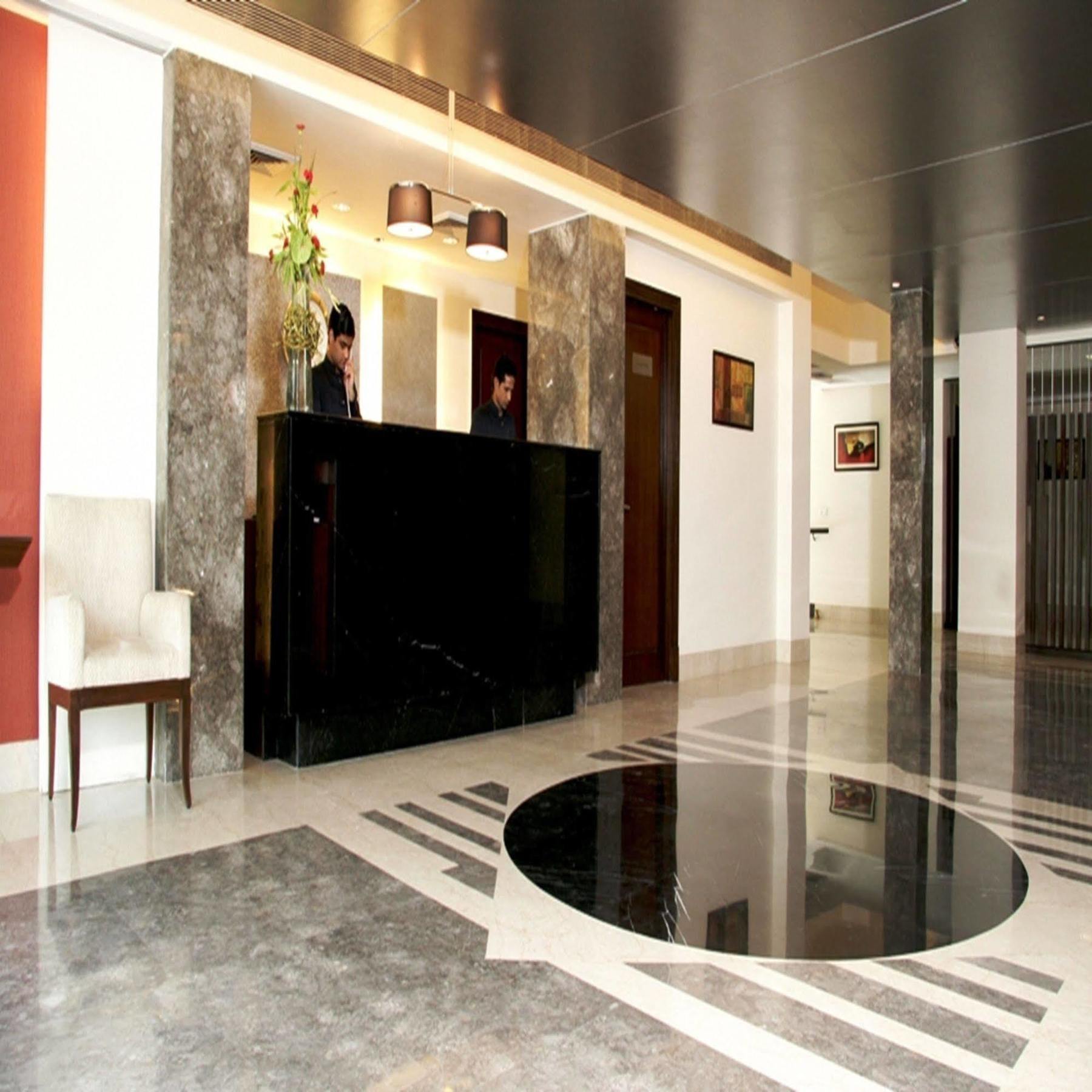 Muse Sarovar Portico Nehru Place New Delhi Exterior photo